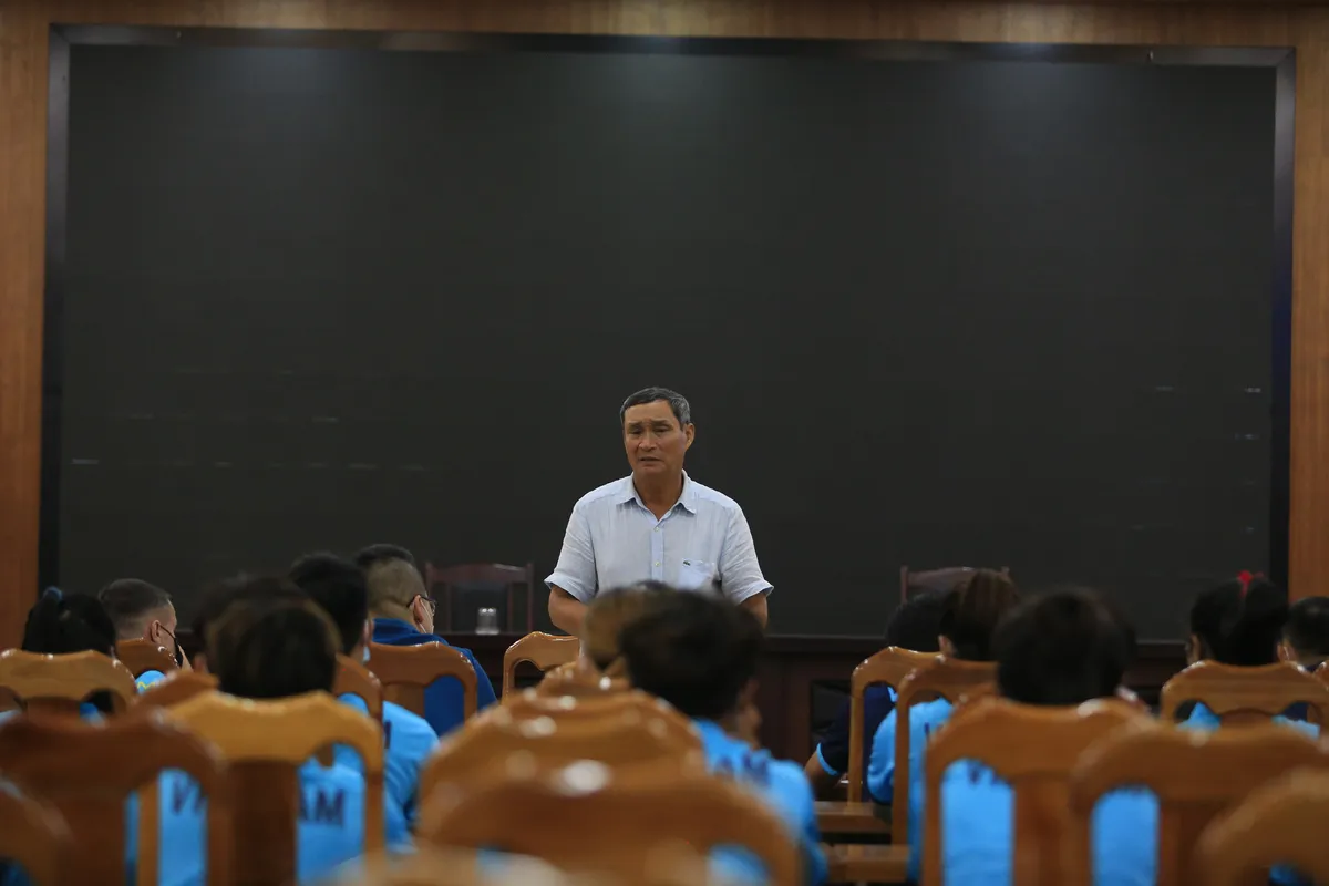ĐT nữ Việt Nam kiểm tra y tế theo quy định trong ngày đầu hội quân - Ảnh 2. ĐT nữ Việt Nam kiểm tra y tế theo quy định trong ngày đầu hội quân - Ảnh 2.