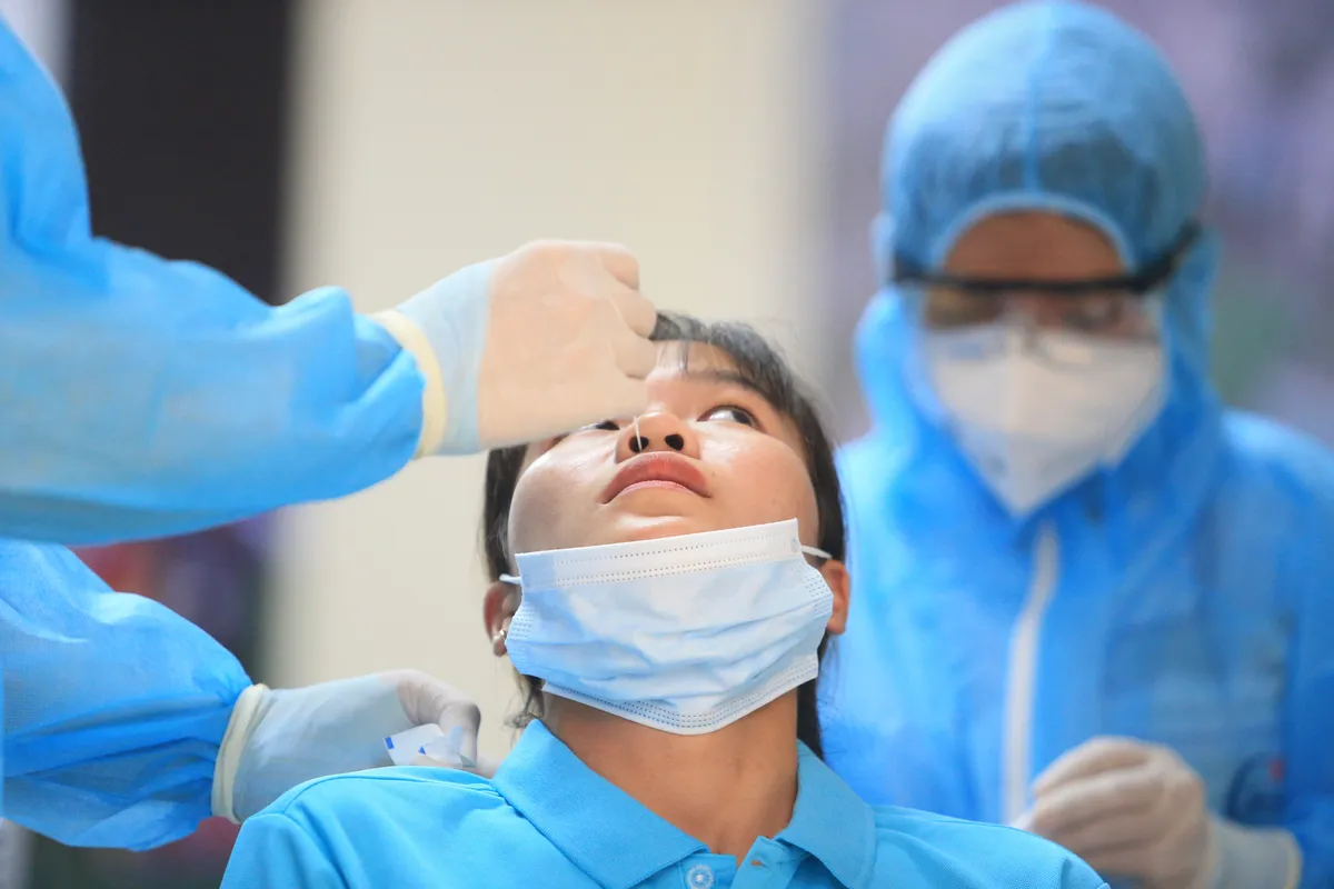 ĐT nữ Việt Nam kiểm tra y tế theo quy định trong ngày đầu hội quân - Ảnh 6. ĐT nữ Việt Nam kiểm tra y tế theo quy định trong ngày đầu hội quân - Ảnh 6.
