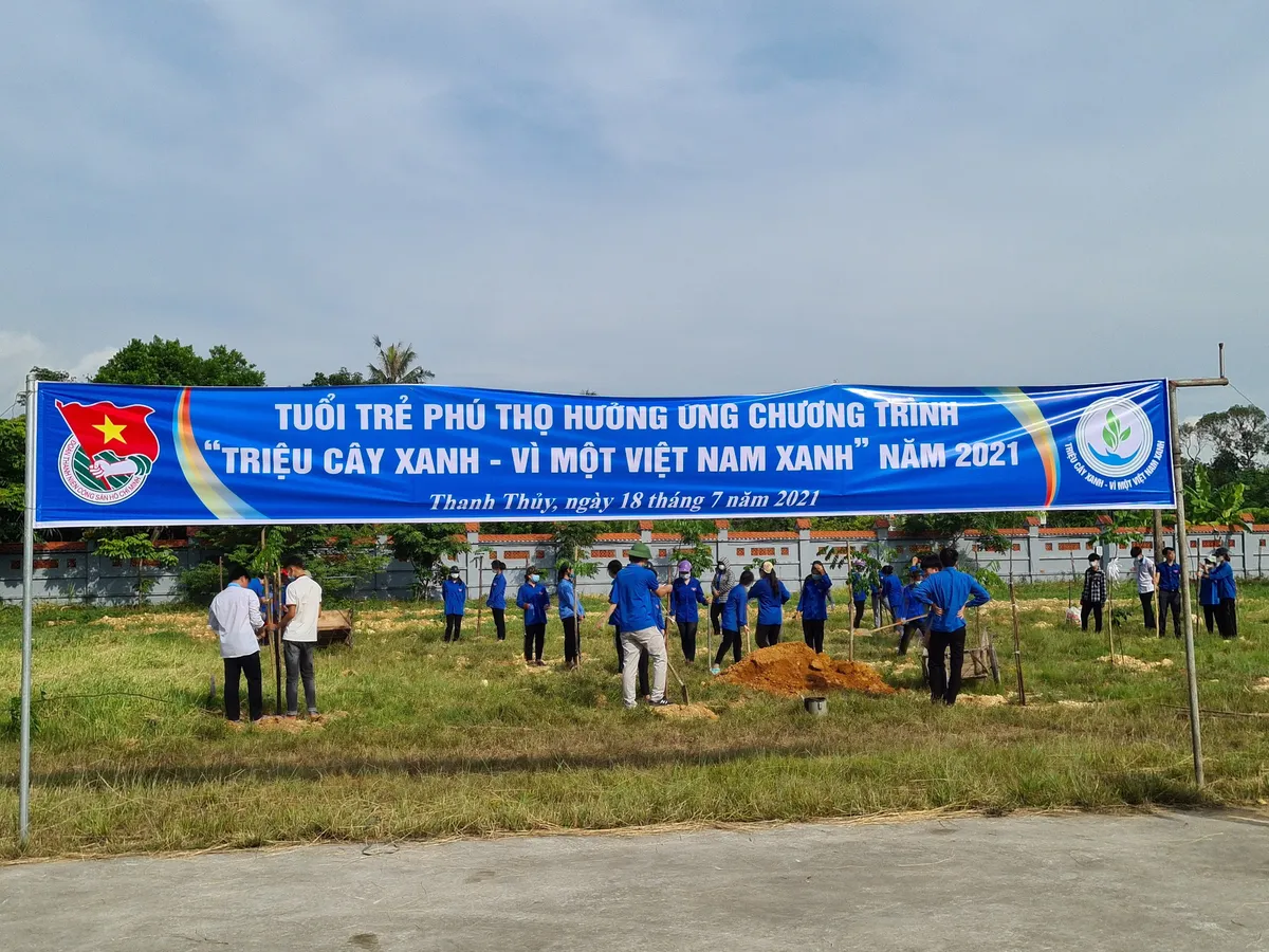 Đoàn thanh niên ra quân Ngày cao điểm Tình nguyện chung tay xây dựng nông thôn mới - Ảnh 4.