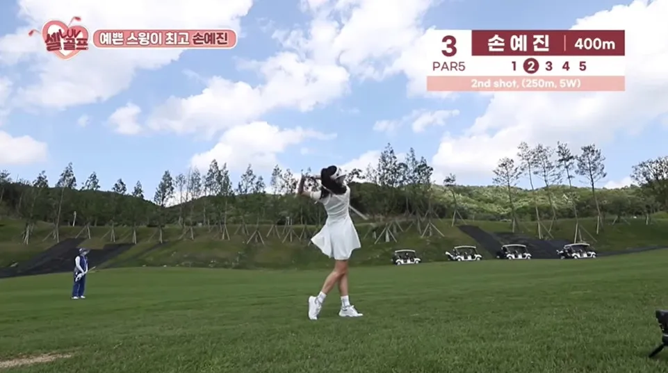 Son Ye Jin trải l&ograve;ng về sở th&iacute;ch chung với Hyun Bin - Ảnh 4.