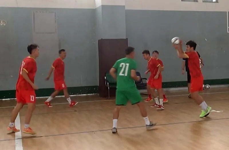 ĐT Futsal Việt Nam tập buổi đầu tiên tại Trung tâm HLTTQG TP.HCM - Ảnh 1. ĐT Futsal Việt Nam tập buổi đầu tiên tại Trung tâm HLTTQG TP.HCM - Ảnh 1.