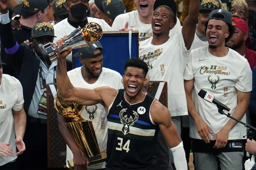 Milwaukee Buck giành chức vô địch NBA 2021 - Ảnh 1.