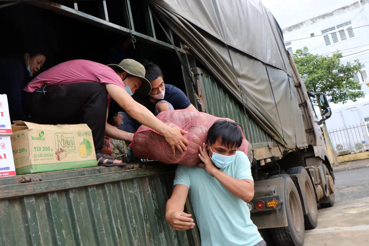 ĐBQH TP Hồ Ch&iacute; Minh: Kh&ocirc;ng thể kể xiết tấm l&ograve;ng t&igrave;nh cảm của nh&acirc;n d&acirc;n cả nước - Ảnh 1.