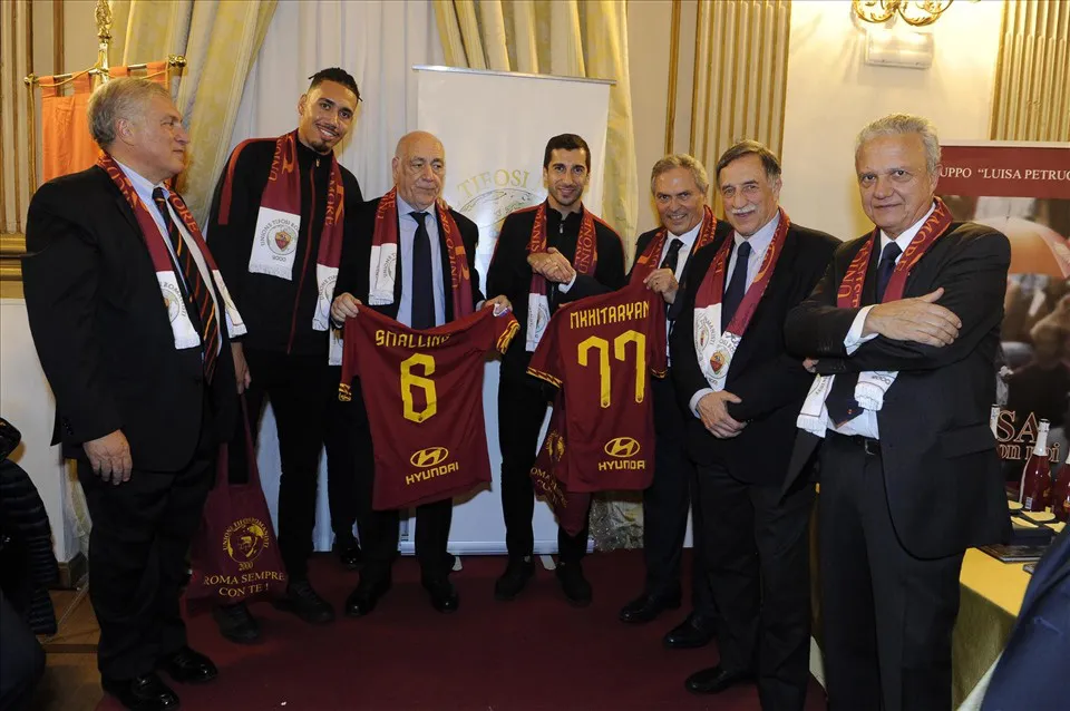 AS Roma & những bản hợp đồng thành công từ ngoại hạng Anh - Ảnh 1. AS Roma & những bản hợp đồng thành công từ ngoại hạng Anh - Ảnh 1.