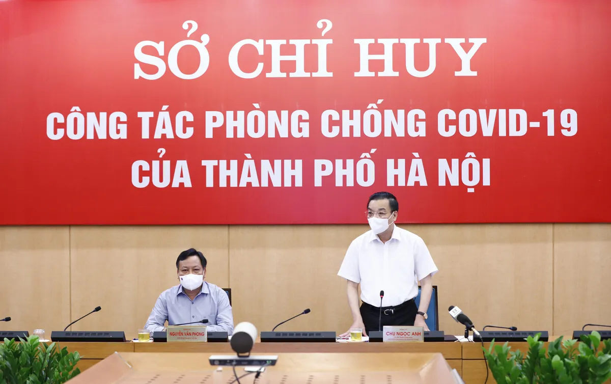 Chủ tịch UBND TP Hà Nội: Địa bàn nguy cơ cao được áp dụng biện pháp mạnh hơn Chỉ thị 17 - Ảnh 1.