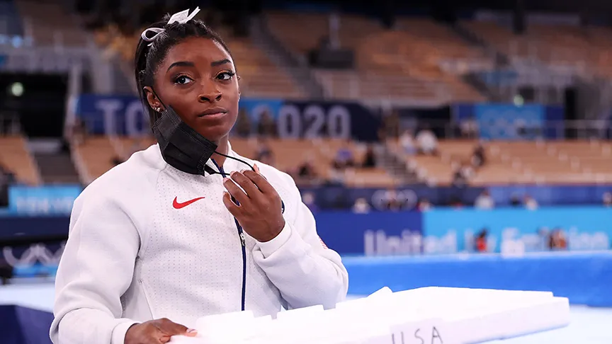 Simone Biles tiếp tục rút lui thêm 2 nội dung - Ảnh 1.