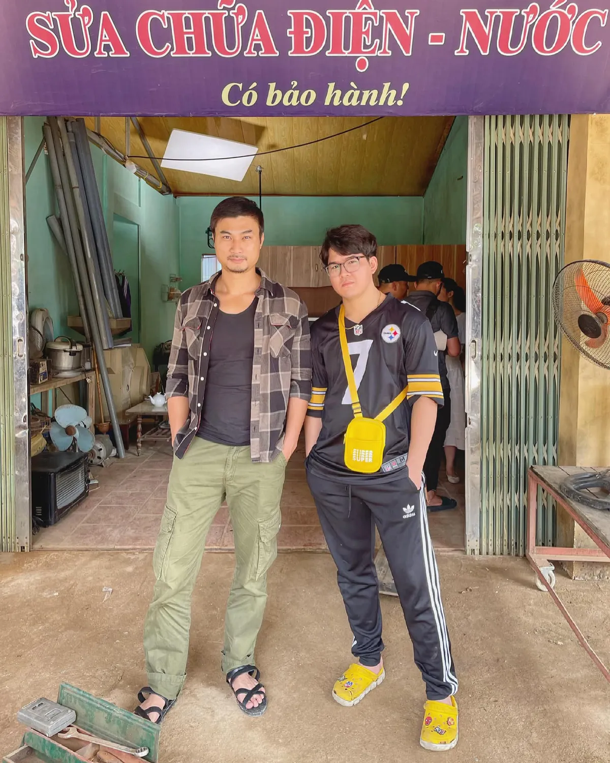 Mùa hoa tìm lại: Loạt cảnh hài hước Núi đáng yêu trêu ngươi anh trai Đồng cục súc - Ảnh 12.