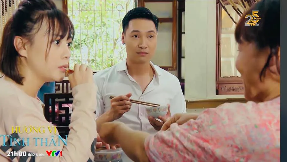 Hương vị tình thân - Tập 58: Bà Bích công khai coi Long - Nam là người yêu - Ảnh 2.