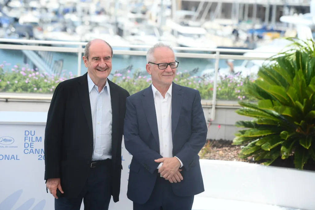 Khai mạc LHP Cannes 2021: D&agrave;n sao dự c&ocirc;ng chiếu nhạc kịch, Jodie Foster nhận C&agrave;nh cọ v&agrave;ng - Ảnh 10.