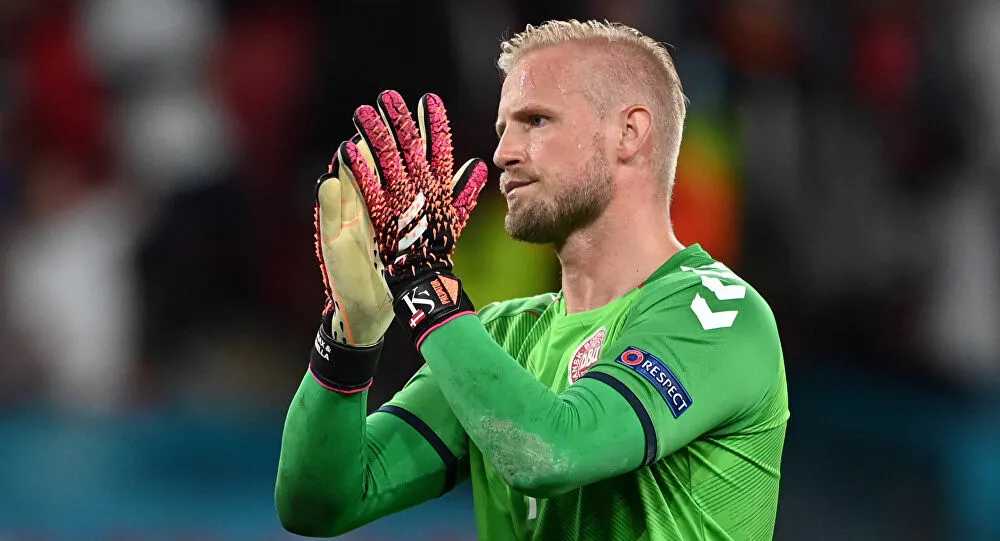 Kasper Schmeichel gia nhập top 3 thủ môn có nhiều pha cứu thua tại UEFA EURO 2020 - Ảnh 3. Kasper Schmeichel gia nhập top 3 thủ môn có nhiều pha cứu thua tại UEFA EURO 2020 - Ảnh 3.