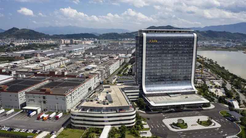 Tiến sỹ Vật l&yacute; gi&agrave;u hơn Jack Ma - Ảnh 2.