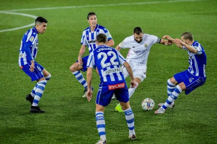 Benzema tỏa sáng, Real Madrid thắng tưng bừng trong ngày mở màn La Liga - Ảnh 3. Benzema tỏa sáng, Real Madrid thắng tưng bừng trong ngày mở màn La Liga - Ảnh 3.