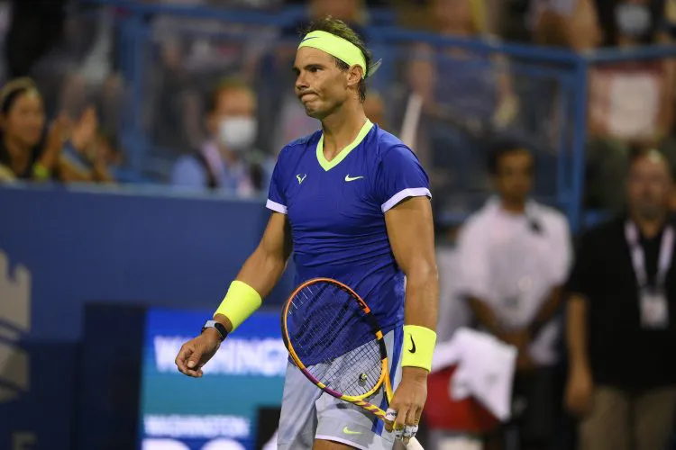 Rafael Nadal trở lại quê hương tham vấn bác sĩ - Ảnh 1.