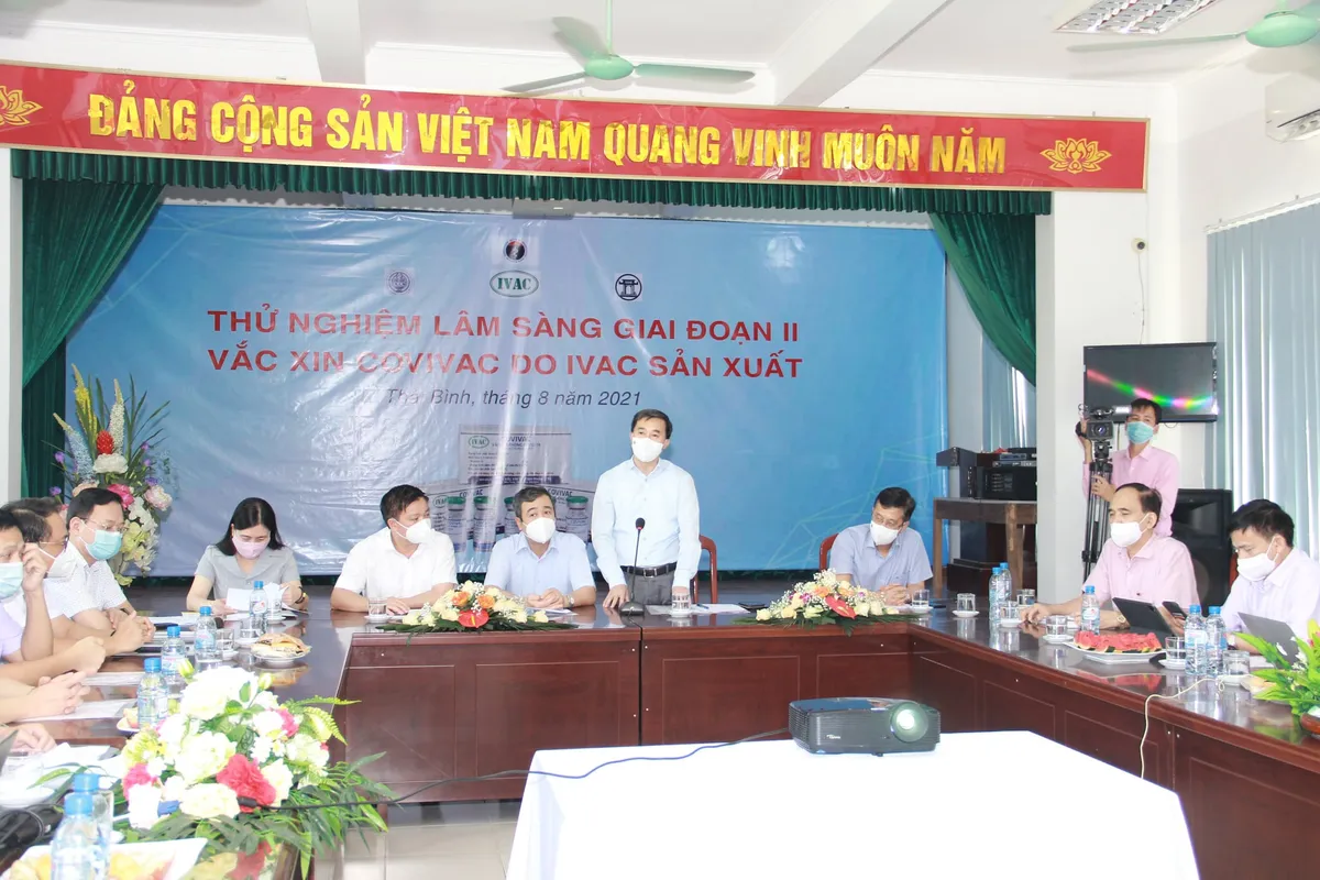 Kiểm tra công tác thử nghiệm lâm sàng giai đoạn 2 vaccine COVIVAC tại Thái Bình - Ảnh 1. Kiểm tra công tác thử nghiệm lâm sàng giai đoạn 2 vaccine COVIVAC tại Thái Bình - Ảnh 1.