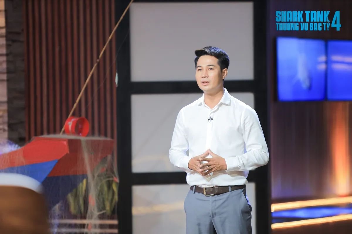 Shark Tank: Quyết chiêu mộ startup Mực nhảy, Shark Liên cạnh tranh với Shark Bình - Ảnh 3.