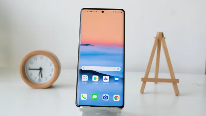 5 mẫu smartphone độc đáo, có tiền cũng khó mua tại Việt Nam - Ảnh 3.