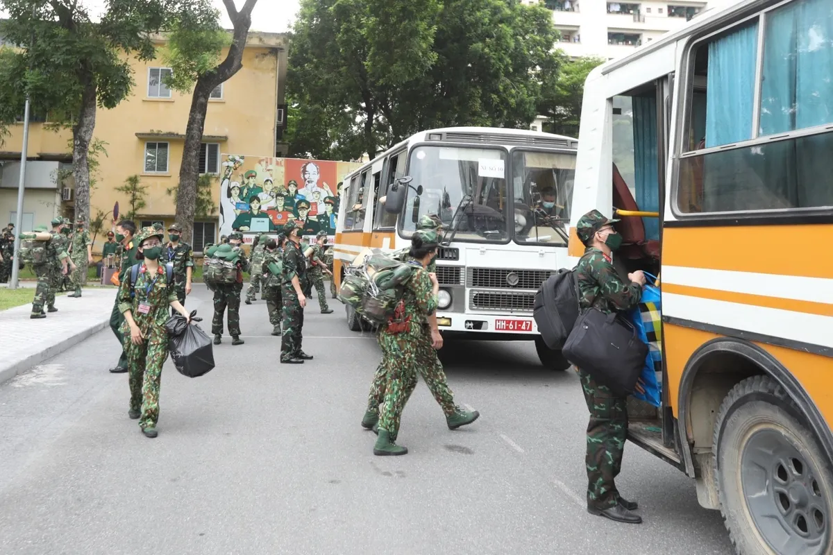 Học viện Quân y xuất quân hỗ trợ TP Hồ Chí Minh và các tỉnh phía Nam chống dịch COVID-19 - Ảnh 6.