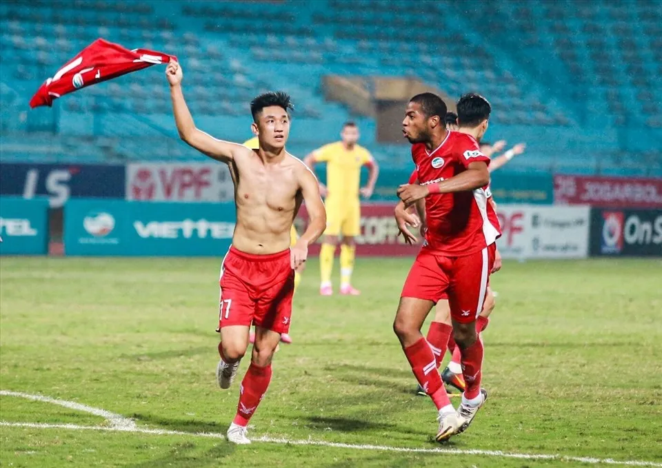 ĐT Việt Nam: HLV Park Hang-seo triệu tập bổ sung 3 cầu thủ cho Vòng loại World Cup 2022 - Ảnh 3. ĐT Việt Nam: HLV Park Hang-seo triệu tập bổ sung 3 cầu thủ cho Vòng loại World Cup 2022 - Ảnh 3.