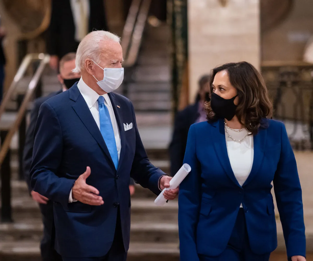 Ấn tượng về Kamala Harris - Phó Tổng thống Mỹ đầu tiên thăm chính thức Việt Nam - Ảnh 2.