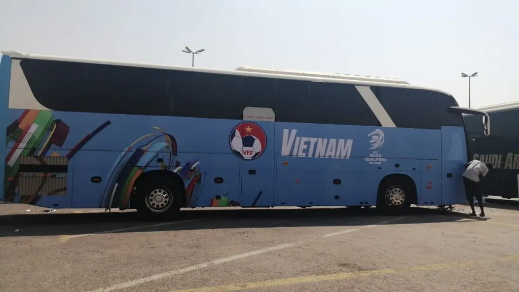 ĐT Việt Nam bay chuyên cơ sang Saudi Arabia - Ảnh 1.