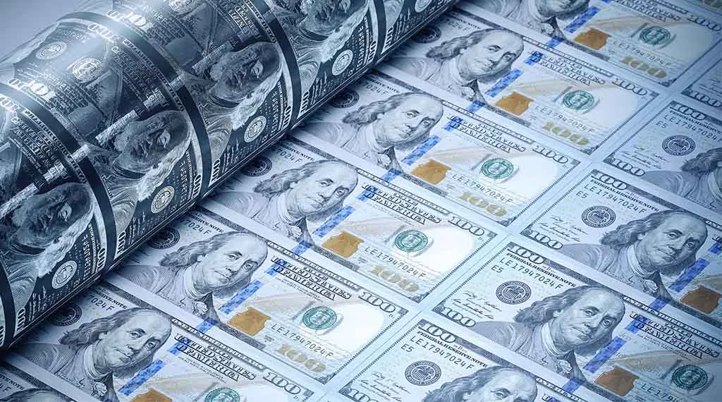 N&uacute;i nợ khổng lồ hậu COVID-19 - Ảnh 1.