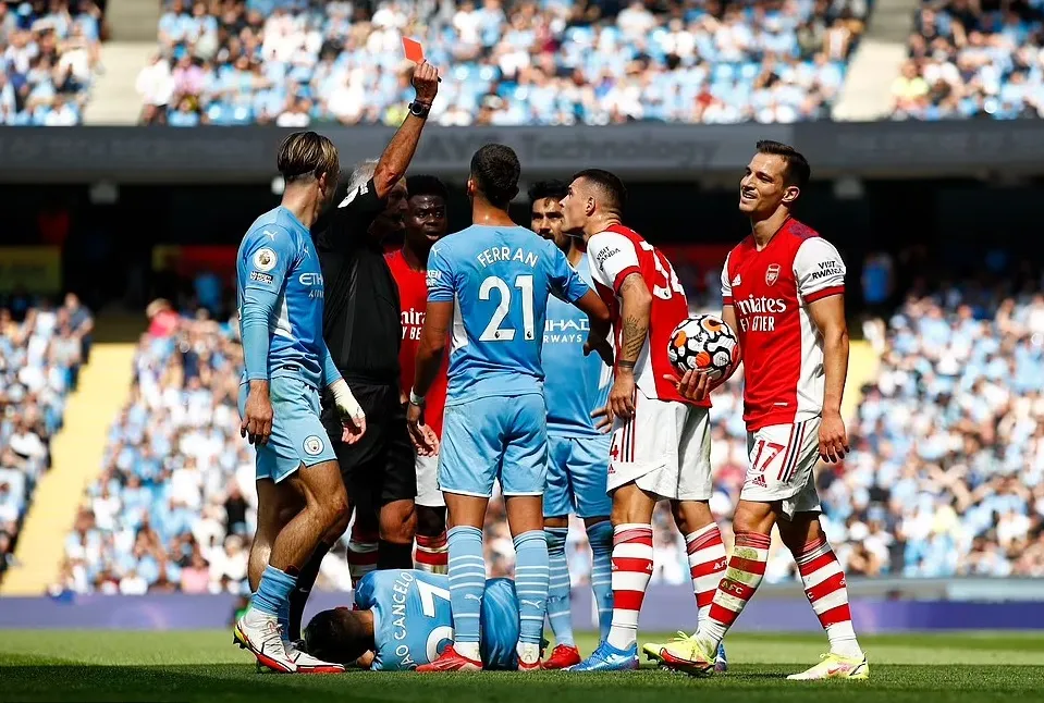 Man City thắng ấn tượng, Arsenal chìm sâu dưới đáy BXH - Ảnh 2. Man City thắng ấn tượng, Arsenal chìm sâu dưới đáy BXH - Ảnh 2.