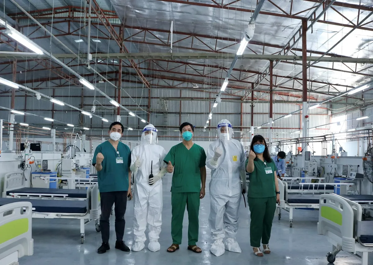 TP. Hồ Chí Minh: Khánh thành Bệnh viện Dã chiến Phước Lộc quy mô 300 giường bệnh - Ảnh 1. TP. Hồ Chí Minh: Khánh thành Bệnh viện Dã chiến Phước Lộc quy mô 300 giường bệnh - Ảnh 1.