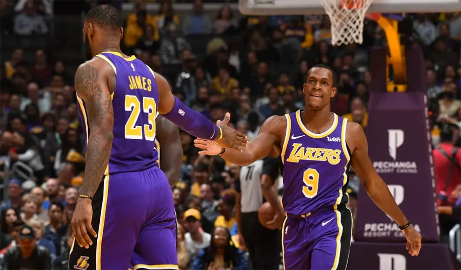 Rajon Rondo đứng trước cơ hội khoác áo Lakers… lần thứ 3 - Ảnh 1. Rajon Rondo đứng trước cơ hội khoác áo Lakers… lần thứ 3 - Ảnh 1.
