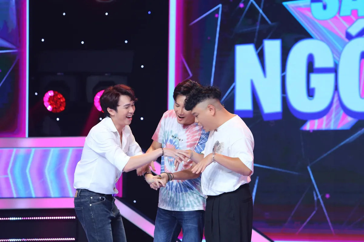 Nhan sắc xinh đẹp của người mẫu Lê Ngọc Trinh trong Sàn đấu ngôi sao - Ảnh 2.