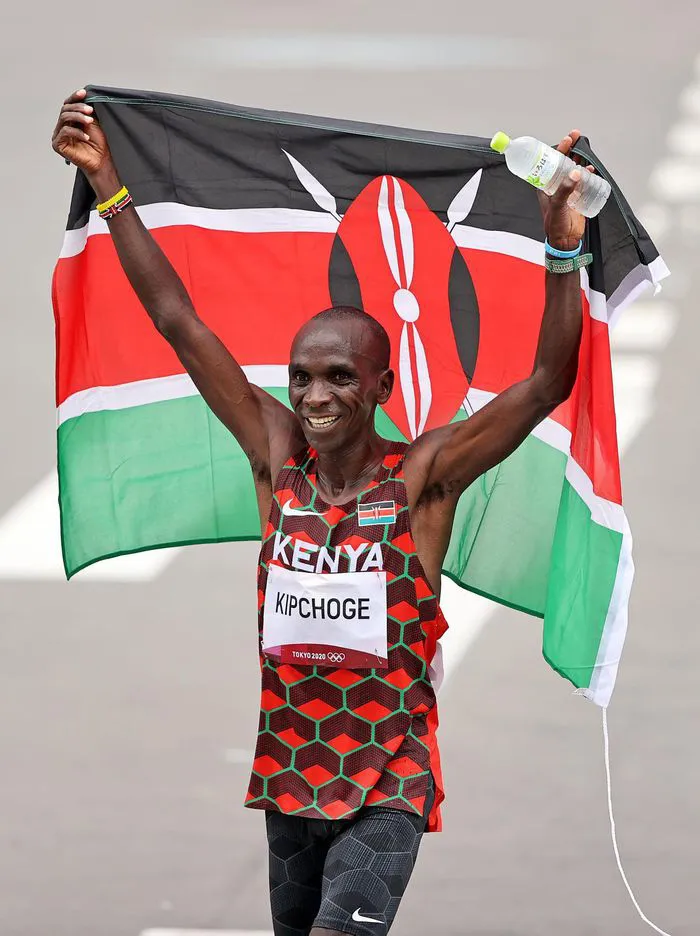 Eliud Kipchoge bảo vệ thành công HCV marathon Olympic - Ảnh 5.