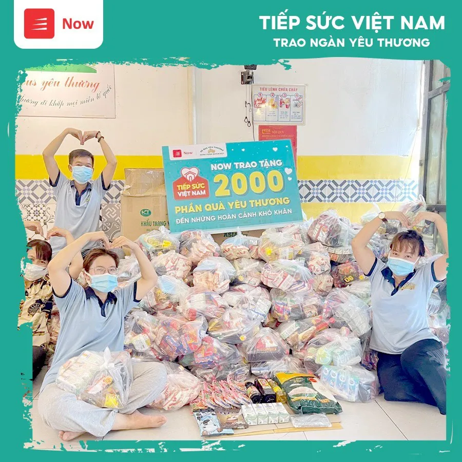 Chương trình “Tiếp sức Việt Nam - Trao ngàn yêu thương” mang 2.000 phần quà đến với hoàn cảnh khó khăn - Ảnh 3.