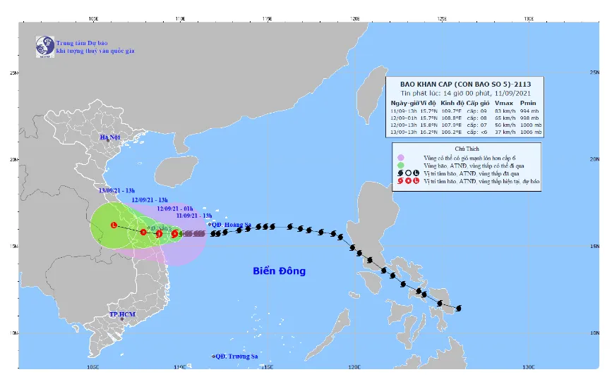 Bão số 5 giật cấp 11 cách bờ biển Quảng Trị-Quảng Ngãi khoảng 140km - Ảnh 1.