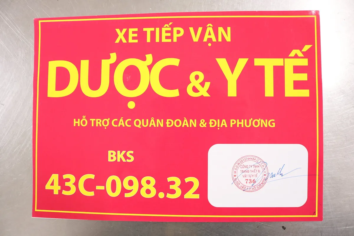 Giả danh trung tướng quân đội tiêu thụ thuốc được cho là chữa COVID-19 - Ảnh 6.