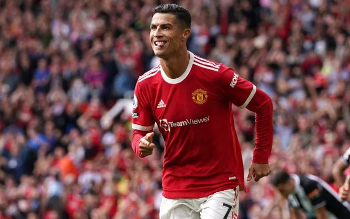 10 cầu thủ có thu nhập cao nhất thế giới 2021: Ronaldo vô đối - Ảnh 1. 10 cầu thủ có thu nhập cao nhất thế giới 2021: Ronaldo vô đối - Ảnh 1.