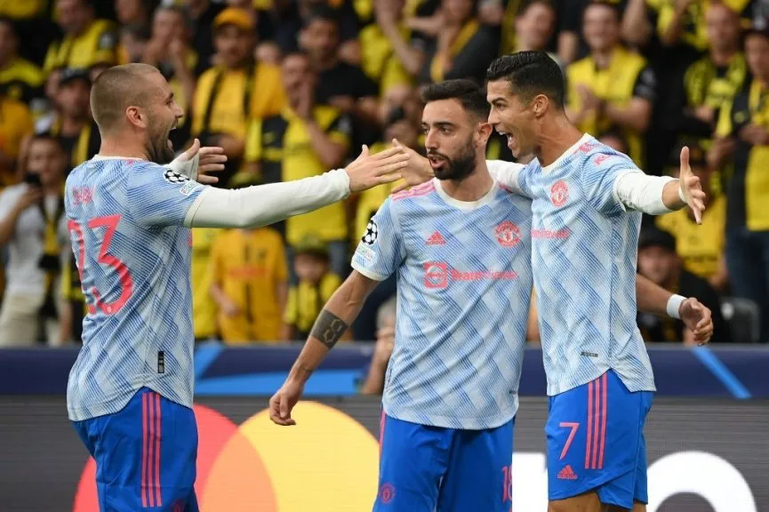Ronaldo ghi bàn, Manchester United vẫn thua sốc trước Young Boys - Ảnh 1. Ronaldo ghi bàn, Manchester United vẫn thua sốc trước Young Boys - Ảnh 1.