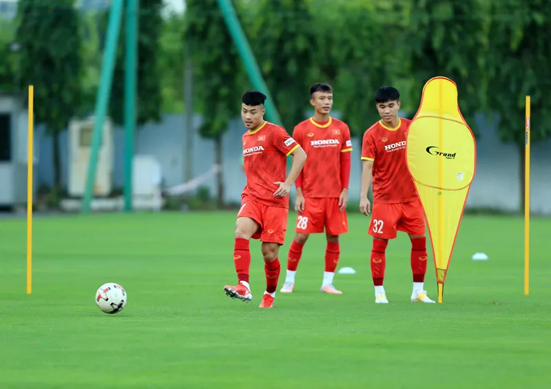 ĐT U22 Việt Nam tập luyện trở lại, chuẩn bị cho Vòng loại U23 châu Á 2022 - Ảnh 3. ĐT U22 Việt Nam tập luyện trở lại, chuẩn bị cho Vòng loại U23 châu Á 2022 - Ảnh 3.