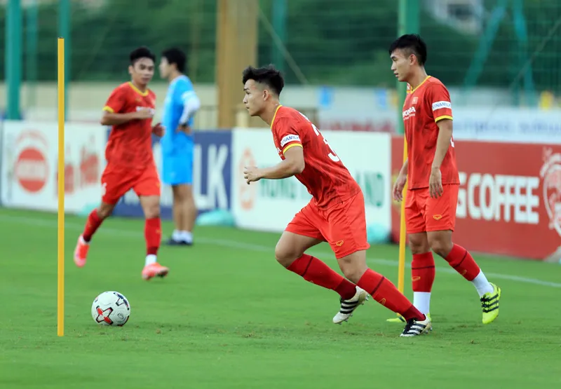 ĐT U22 Việt Nam tập luyện trở lại, chuẩn bị cho Vòng loại U23 châu Á 2022 - Ảnh 1. ĐT U22 Việt Nam tập luyện trở lại, chuẩn bị cho Vòng loại U23 châu Á 2022 - Ảnh 1.
