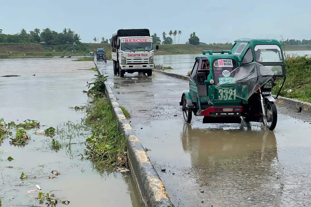 Bão Chanthu mang theo mưa lớn dự kiến đổ bộ vào Nhật Bản trong ngày 17/9 - Ảnh 1.