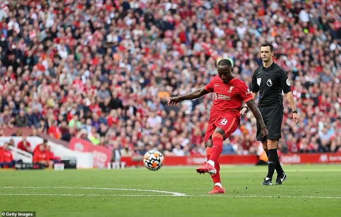 Thắng thuyết phục Palace, Liverpool vươn lên dẫn đầu BXH - Ảnh 4. Thắng thuyết phục Palace, Liverpool vươn lên dẫn đầu BXH - Ảnh 4.