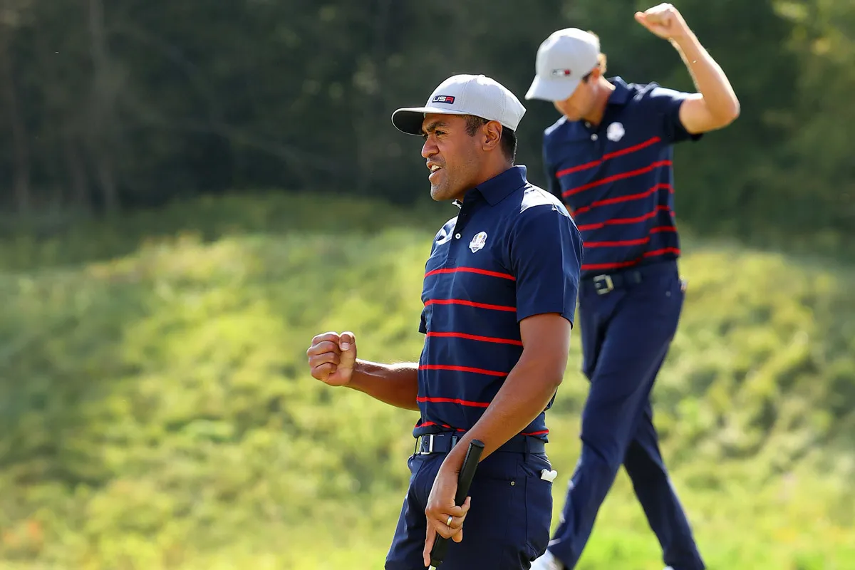 Ryder Cup: ĐT Mỹ dẫn trước sau ngày thi đấu đầu tiên - Ảnh 1. Ryder Cup: ĐT Mỹ dẫn trước sau ngày thi đấu đầu tiên - Ảnh 1.
