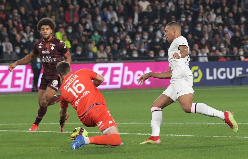 Manchester City sẽ gia nhập cuộc đua giành chữ ký của Kylian Mbappe - Ảnh 1. Manchester City sẽ gia nhập cuộc đua giành chữ ký của Kylian Mbappe - Ảnh 1.