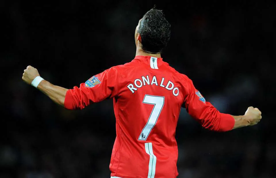 Cristiano Ronaldo sẽ mặc áo số 7 ở Manchester United - Ảnh 2. Cristiano Ronaldo sẽ mặc áo số 7 ở Manchester United - Ảnh 2.