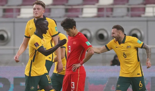 Vòng loại thứ 3 World Cup 2022: Australia thắng đậm ĐT Trung Quốc 3-0 trong trận mở màn - Ảnh 3. Vòng loại thứ 3 World Cup 2022: Australia thắng đậm ĐT Trung Quốc 3-0 trong trận mở màn - Ảnh 3.