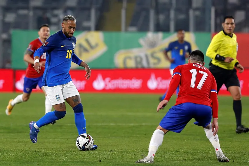 Neymar khoe cơ bụng, đập tan chỉ trích thừa cân - Ảnh 1. Neymar khoe cơ bụng, đập tan chỉ trích thừa cân - Ảnh 1.