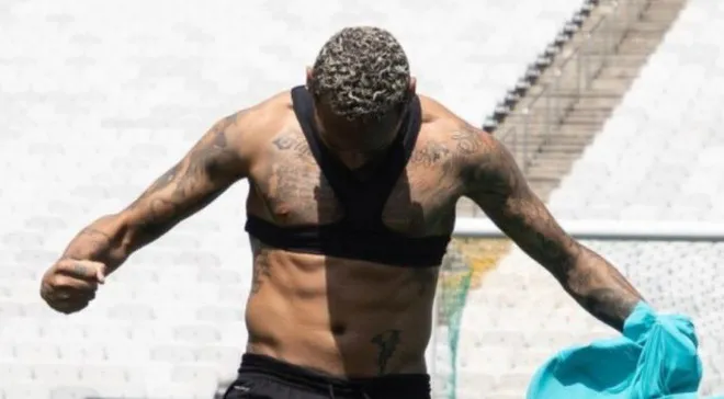 Neymar khoe cơ bụng, đập tan chỉ trích thừa cân - Ảnh 3. Neymar khoe cơ bụng, đập tan chỉ trích thừa cân - Ảnh 3.