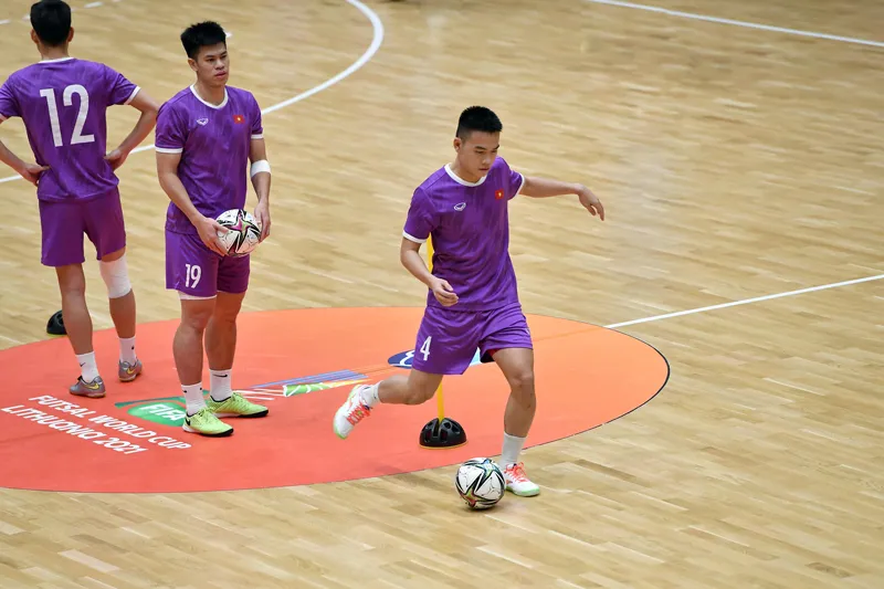 HLV Phạm Minh Giang: ĐT futsal Việt Nam tâm lý, bản lĩnh cầu thủ đã được nâng cao - Ảnh 1.