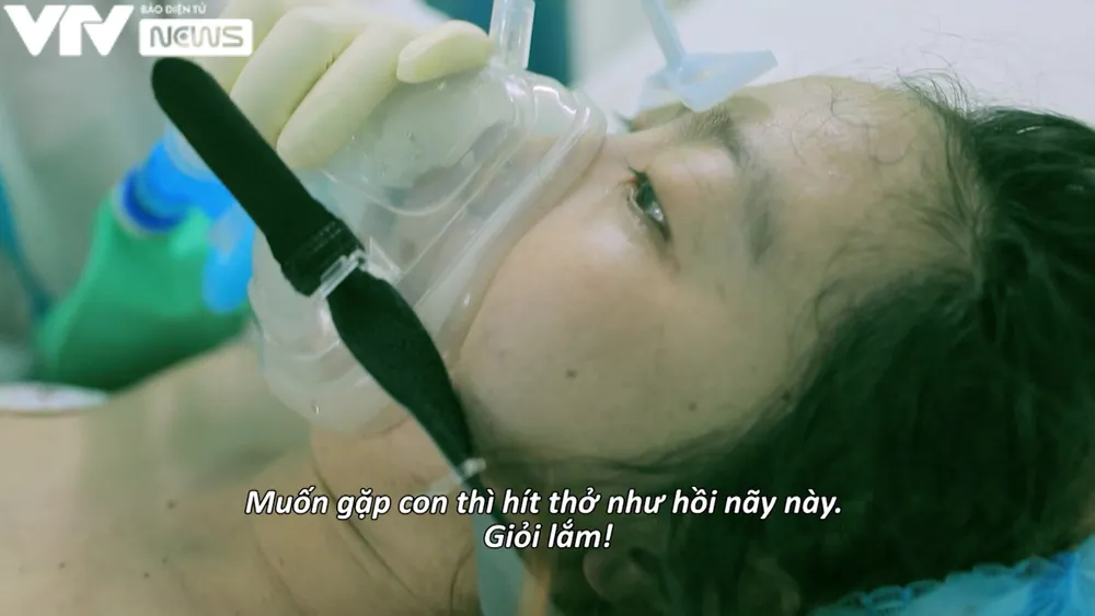 VTV Đặc biệt Ranh giới: Đi sâu vào trong tâm dịch, nơi hàng trăm sản phụ nhiễm COVID-19 đang được điều trị - Ảnh 106.