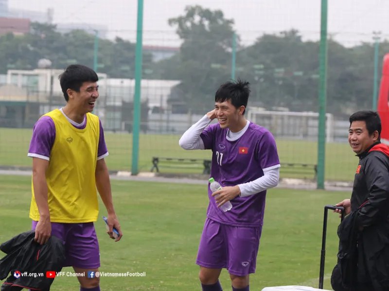 ĐT Việt Nam hứng khởi trong buổi tập đầu tiên của năm 2022 - Ảnh 15. ĐT Việt Nam hứng khởi trong buổi tập đầu tiên của năm 2022 - Ảnh 15.