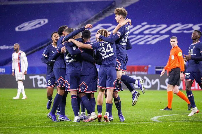 Paris Saint-Germain hòa 3 trận liên tiếp trên sân khách - Ảnh 2. Paris Saint-Germain hòa 3 trận liên tiếp trên sân khách - Ảnh 2.