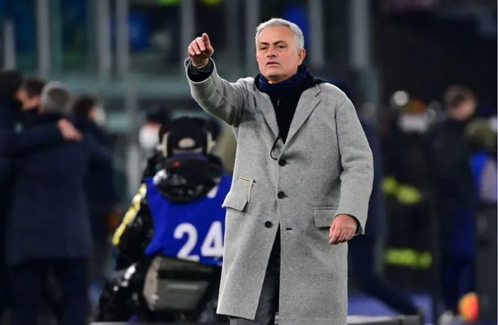 Ghi 3 bàn trong 7 phút, Juventus ngược dòng kịch tính trước AS Roma - Ảnh 6. Ghi 3 bàn trong 7 phút, Juventus ngược dòng kịch tính trước AS Roma - Ảnh 6.